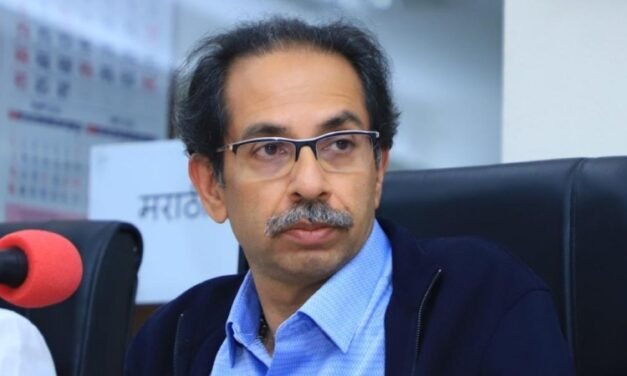 ٹھاکرے اور پوار نے گردابی طوفان کی صورتحال کا جائزہ لیا