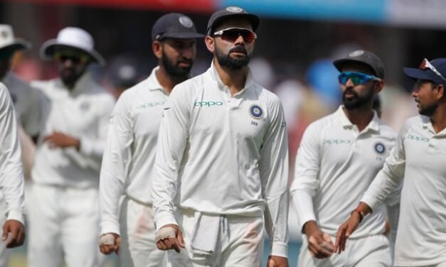 خراب روشنی کی وجہ سے کھیل رکنے تک ہندوستان کا تین وکٹوں پر 134 رن