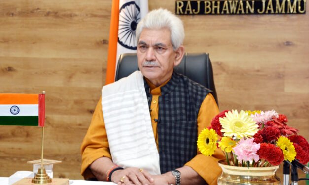 عقیدت مند شری امر ناتھ پوتر گھپا کا آن لائن درشن کر سکتے ہیں: لیفٹیننٹ گورنر منوج سنہا