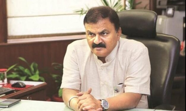 ڈی پی آئی آئی ٹی کے سکریٹری مہاپاترا کا انتقال ، مودی نے افسوس ظاہر کیا