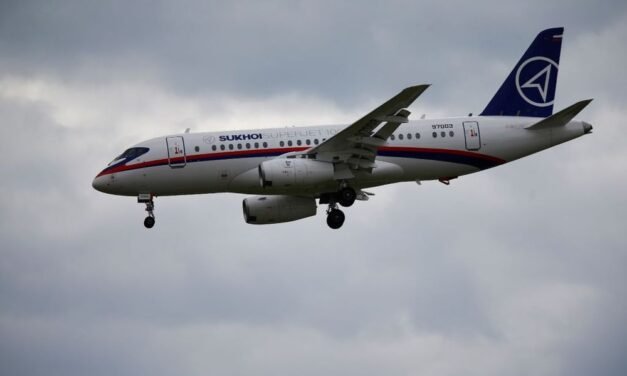 روس میں طیارہ حادثہ میں سات کی موت، 13 زخمی