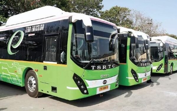 تلنگانہ کی بین ریاستی بس خدمات کا آغاز