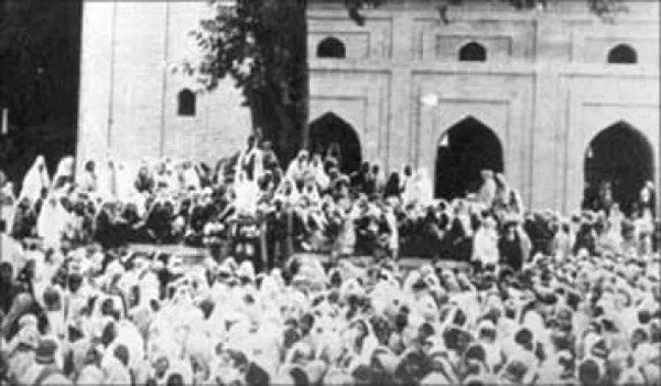 یوم شہدائے کشمیر: مزار شہدا ءپر امسال بھی خاموشی تاہم سری نگر میں ہڑتال