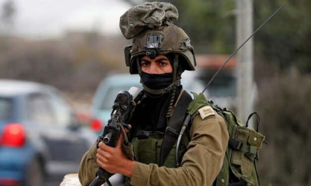 فلسطینی ٹھکانوں پر اسرائیلی فوج کے حملے