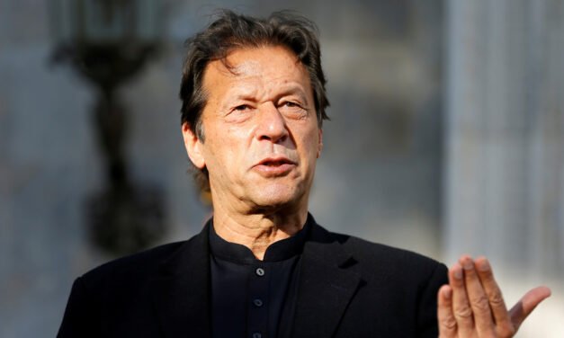 وفاقی تحقیقاتی ادارے نے عمران خان کے خلاف تحقیقات شروع کر دیں