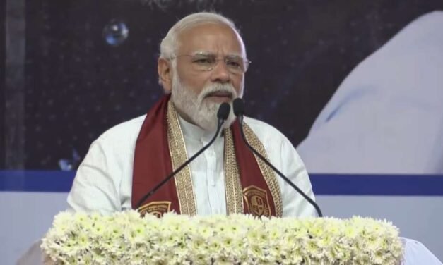 مودی نے احمد آباد میں نیشنل ڈیفنس یونیورسٹی کی عمارت کو قوم کے نام وقف کیا